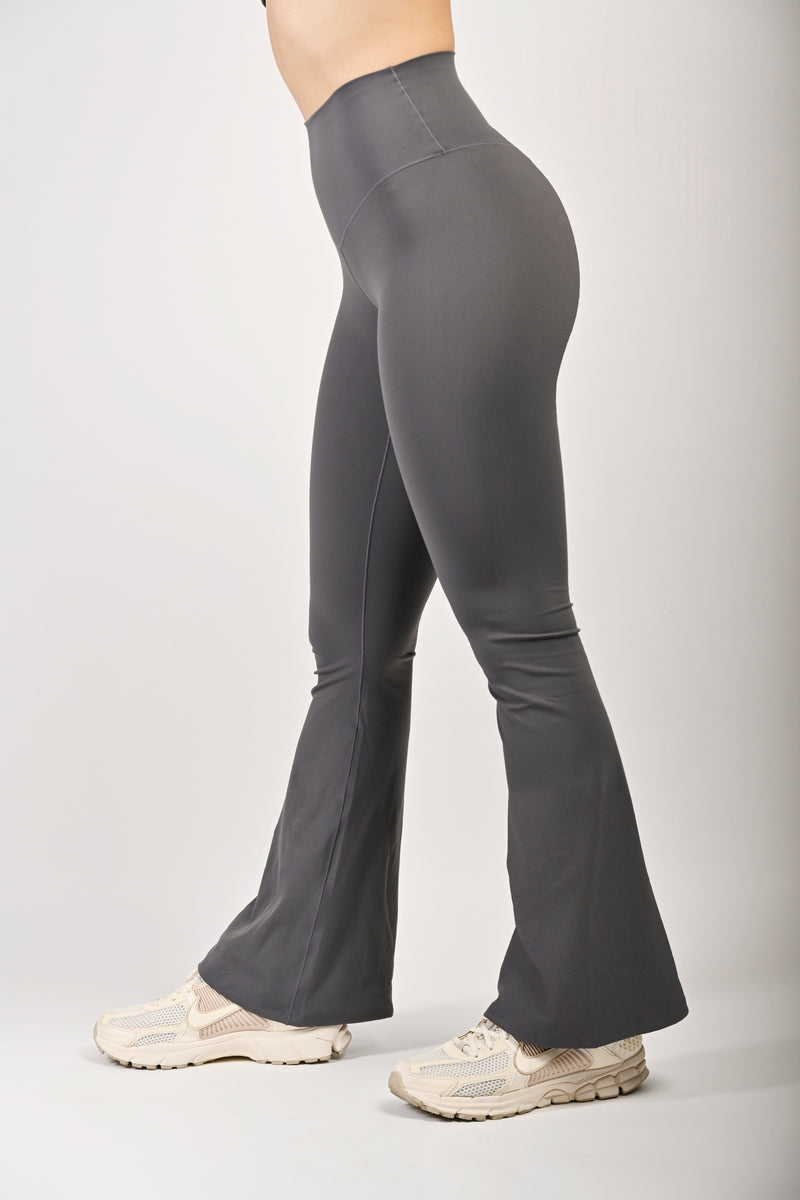 Soft-As-Clouds Flare Legging